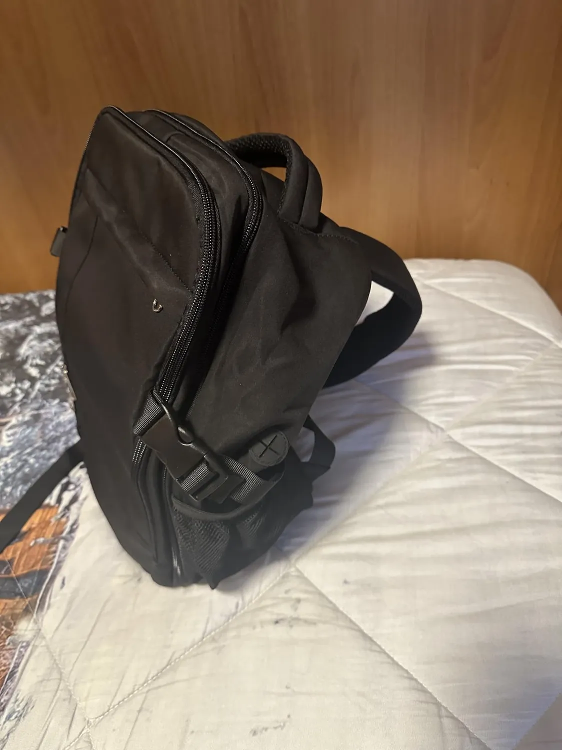 Lossga zaino bagaglio a mano con tasca antifurto